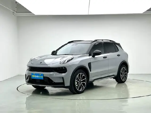 Lynk & Co 01 EM-P Hybrid 2023, 32 000 км
