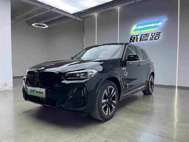 BMW iX3 2024, 26 400 км