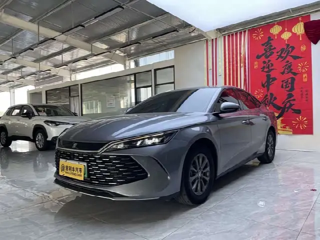 BYD Qin L 2024, 26 000 км