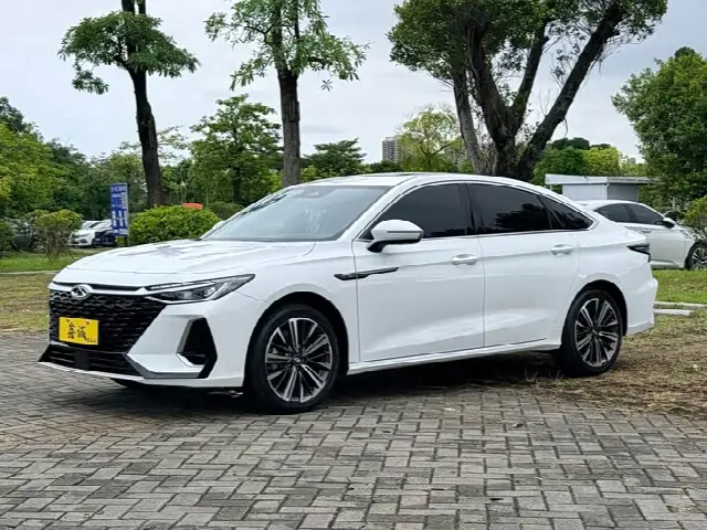 Chery Arrizo 8 2024, 32 000 км