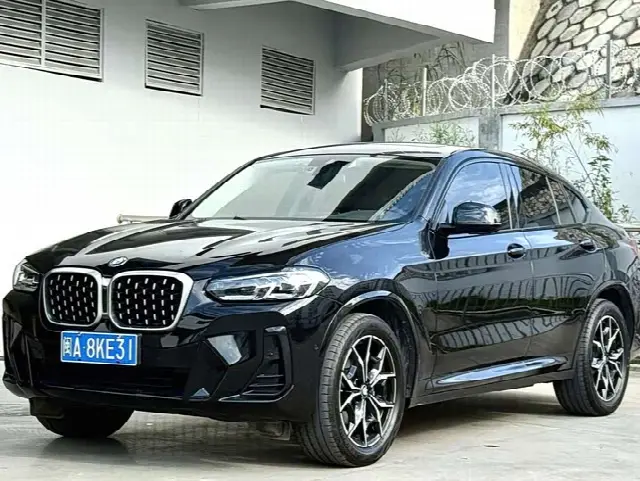 BMW X4 2022, 27 000 км