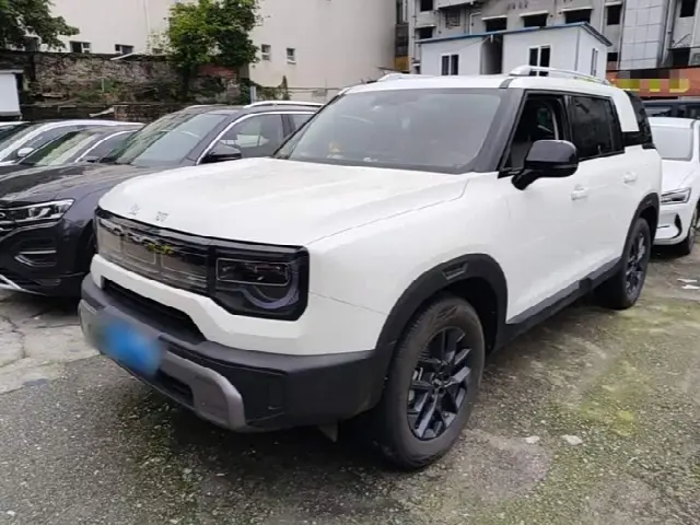 BAIC Beijing BJ30 2024, 11 000 км