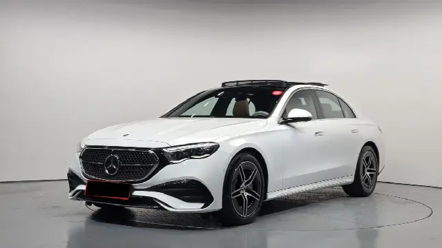 Mercedes-Benz E-Class 2024, новый