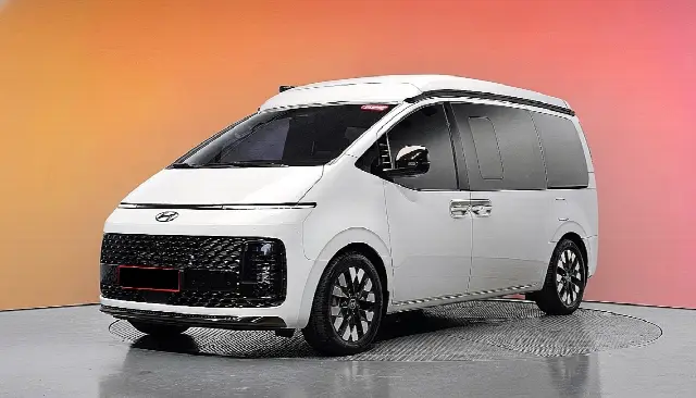 Hyundai Staria 2021, 18 455 км