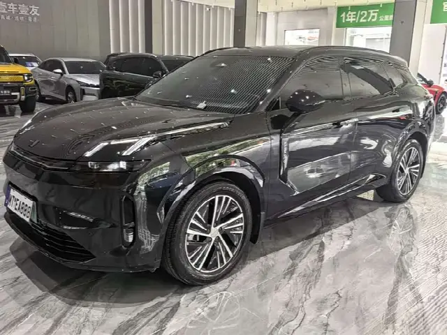 Lynk & Co 08 EM-P Hybrid 2023, 62 000 км
