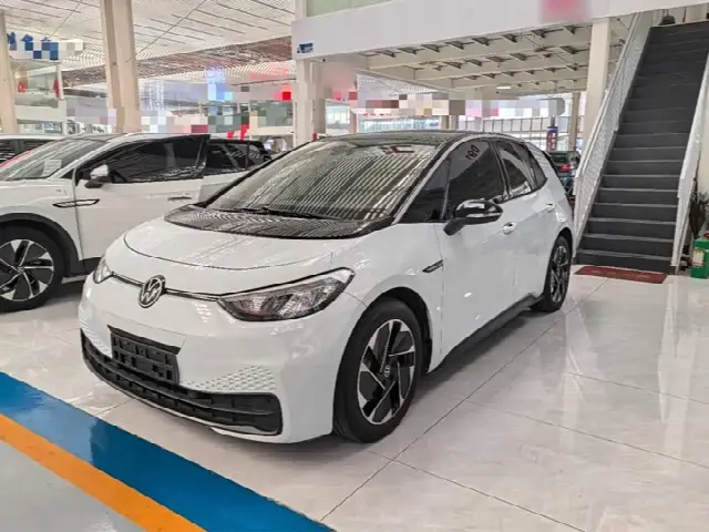 Volkswagen ID.3 2023, 31 100 км