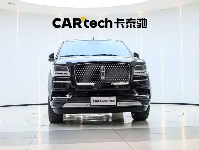 Lincoln Navigator 2020, 37 700 км