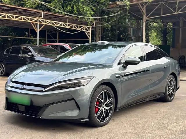 BYD Han L 2025, 12 900 км