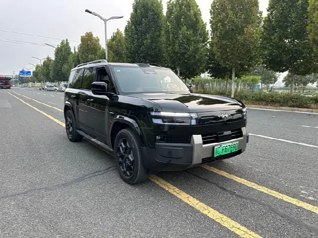 BYD FangChengBao Titanium 7 (Tai 7) 2025, новый