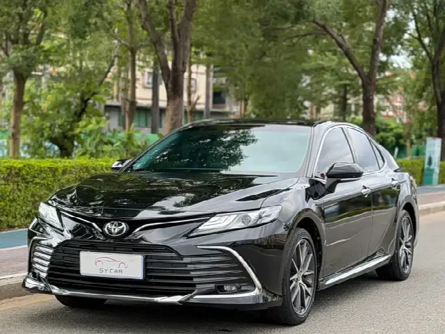 Toyota Camry 2023, 79 000 км