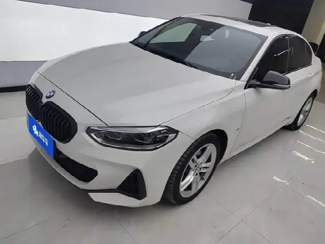BMW 1 Series 2023, 75 600 км