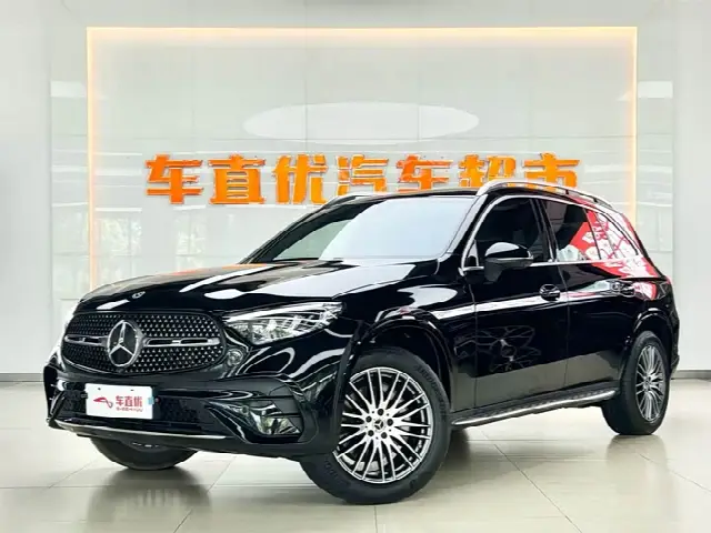 Mercedes-Benz GLC-Class 2025, 32 000 км