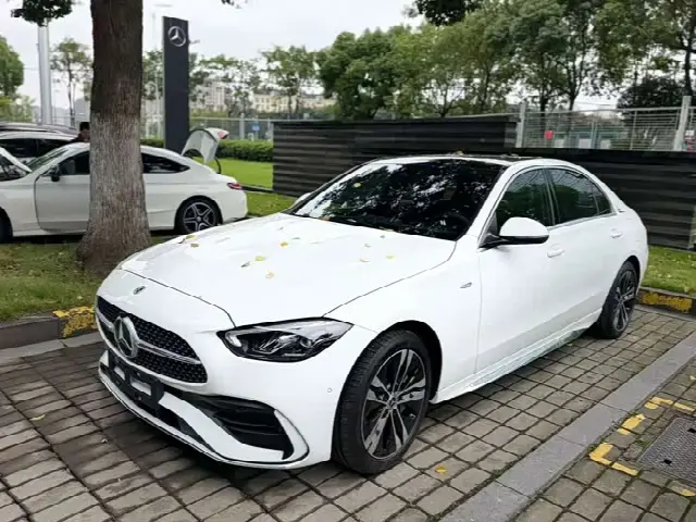 Mercedes-Benz C-Class Hybrid 2025, новый