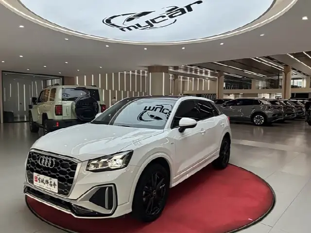 Audi Q2L 2022, 59 000 км