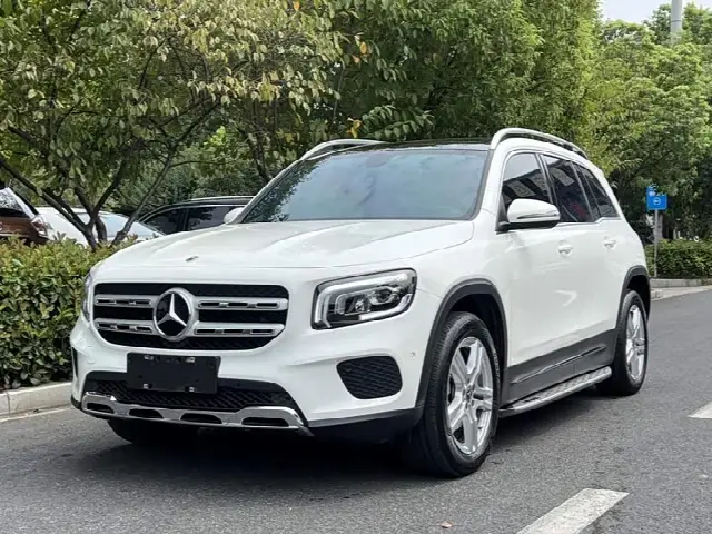 Mercedes-Benz GLB-Class 2023, 20 000 км