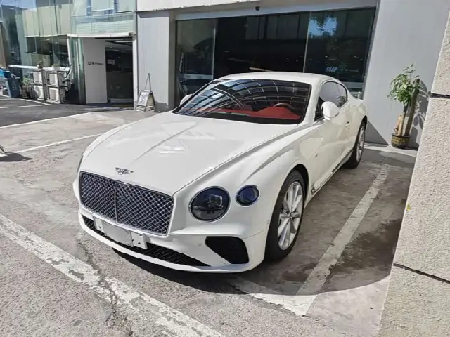 Bentley Continental GT 2020, 27 000 км