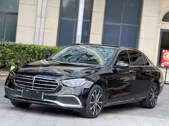 Mercedes-Benz E-Class Hybrid 2022, 70 000 км