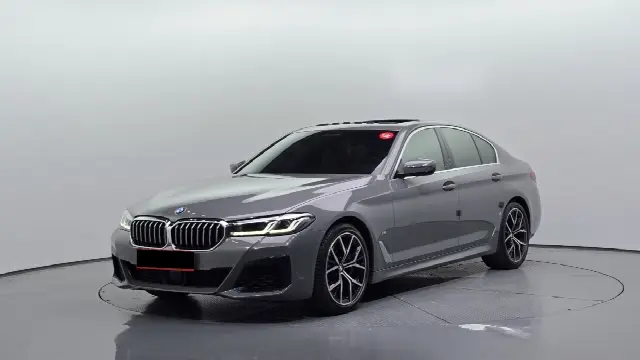 BMW 5 Series 2017, 67 022 км
