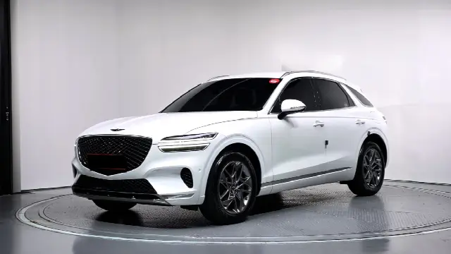 Genesis GV70 2021, 27 360 км