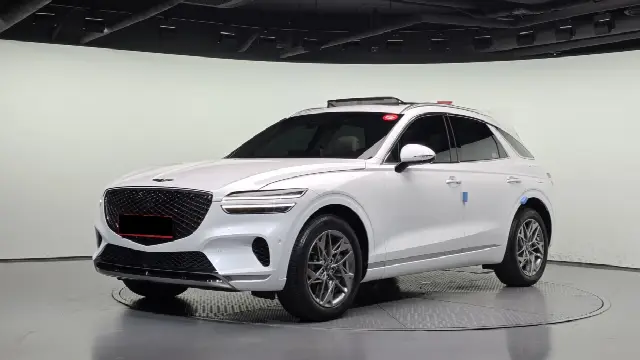 Genesis GV70 2021, 29 881 км