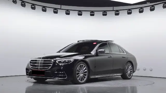 Mercedes-Benz S-Class 2021, 4 200 км