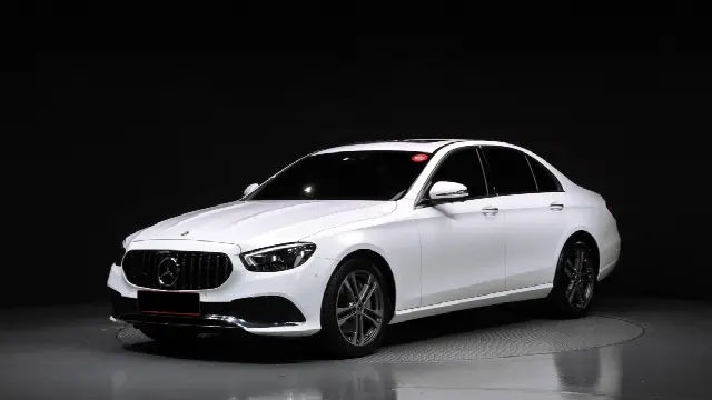 Mercedes-Benz E-Class 2016, 73 912 км