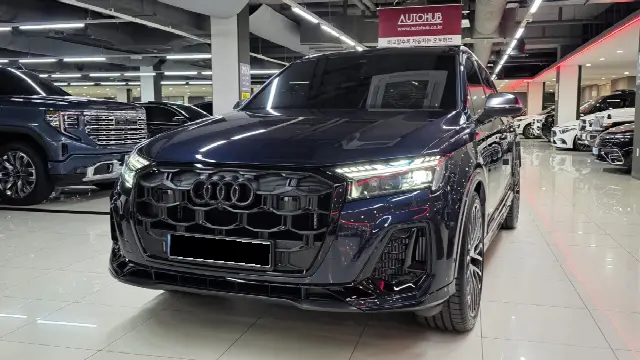 Audi SQ7 2023, 2 802 км