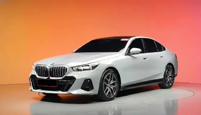 BMW 5 Series 2023, 4 127 км