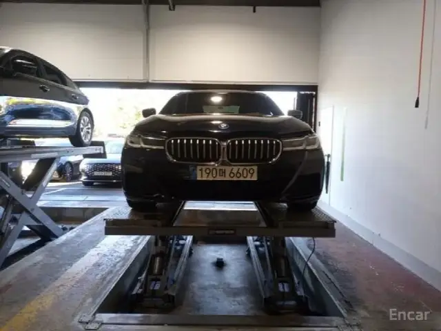 BMW 5 Series 2017, 90 231 км