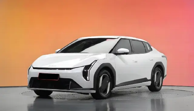 Kia EV4 2025, 25 248 км