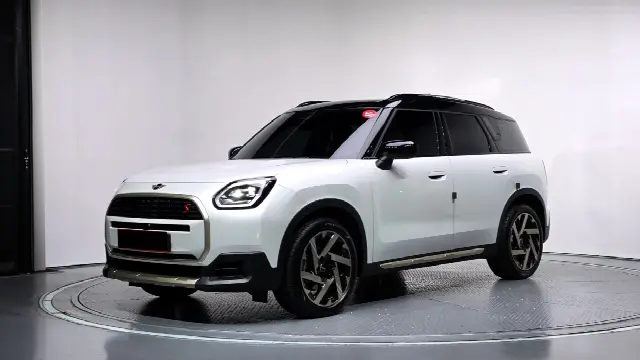 Mini Countryman 2024, 5 933 км