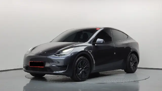 Tesla Model Y 2020, 9 119 км