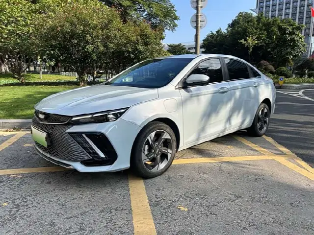 Geely Emgrand L Hi·P Hybrid 2022, 56 000 км