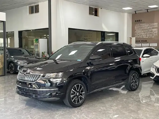 Skoda Karoq 2022, 28 000 км