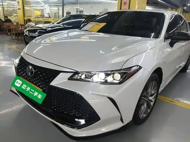 Toyota Avalon 2019, 68 100 км