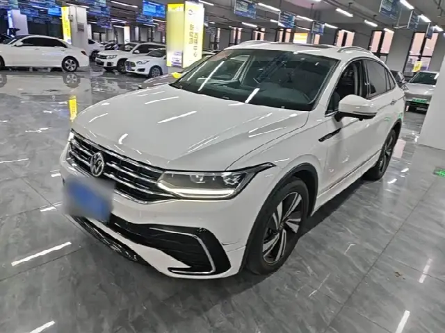 Volkswagen Tiguan X 2022, 43 900 км