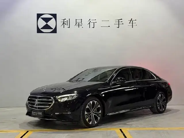 Mercedes-Benz E-Class Hybrid 2024, 15 000 км