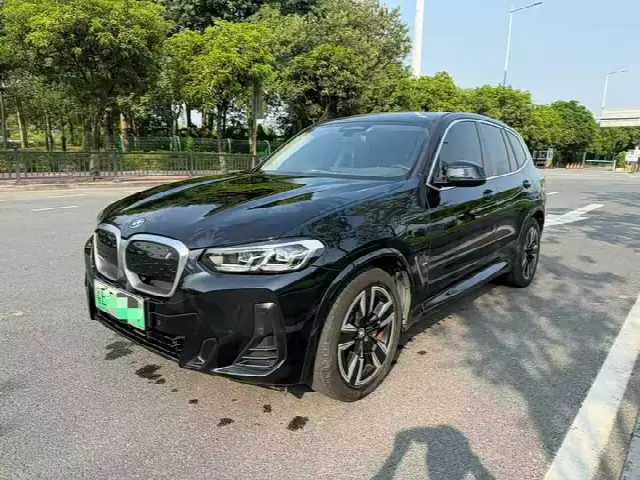 BMW iX3 2022, 100 000 км