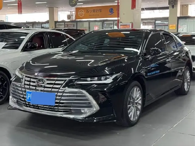 Toyota Avalon 2024, 9 000 км