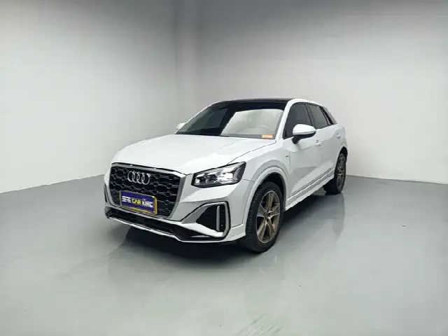 Audi Q2L 2022, 70 600 км