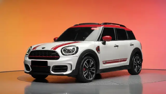Mini Countryman 2011, 33 712 км