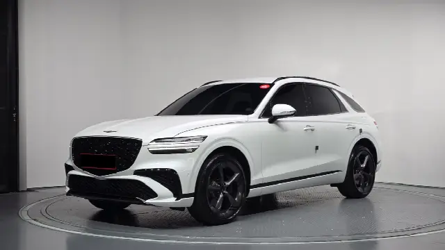 Genesis GV70 2021, 17 820 км