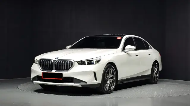 BMW 5 Series 2023, 9 098 км
