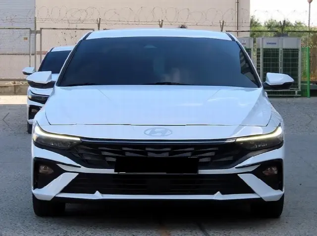 Hyundai Avante 2023, 12 914 км