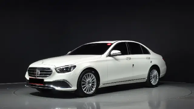 Mercedes-Benz E-Class 2016, 19 362 км