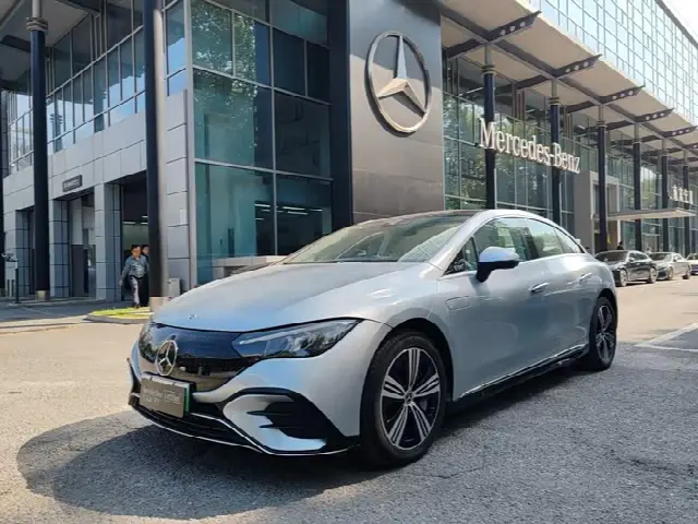 Mercedes-Benz EQE 2025, 6 800 км
