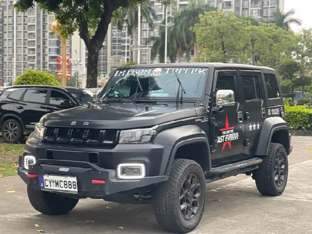 BAIC Beijing BJ40 2024, 28 000 км