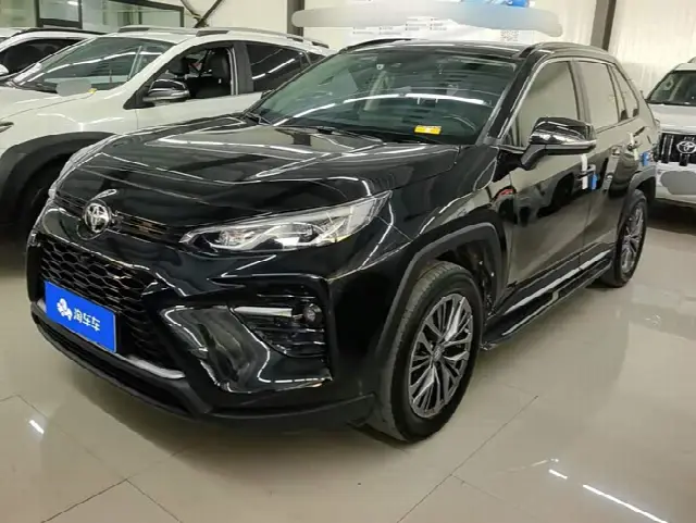 Toyota Wildlander 2023, 45 700 км