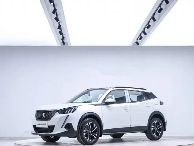 Peugeot 2008 2022, 15 000 км
