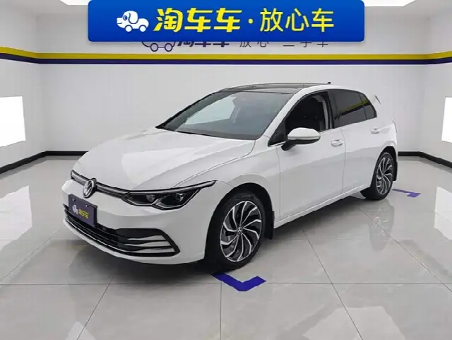 Volkswagen Golf 2023, 56 400 км